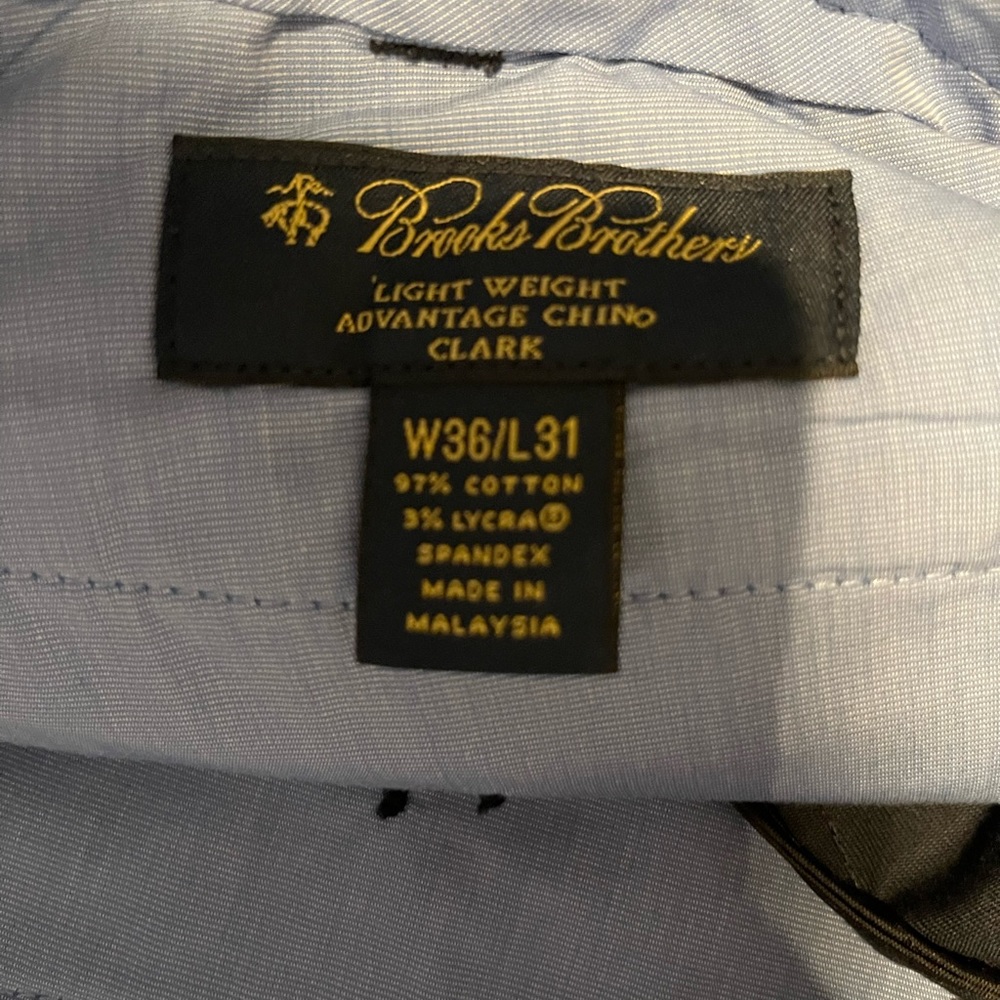 Brooks Brothers Clark flat front and plain bottoms navy chinos
